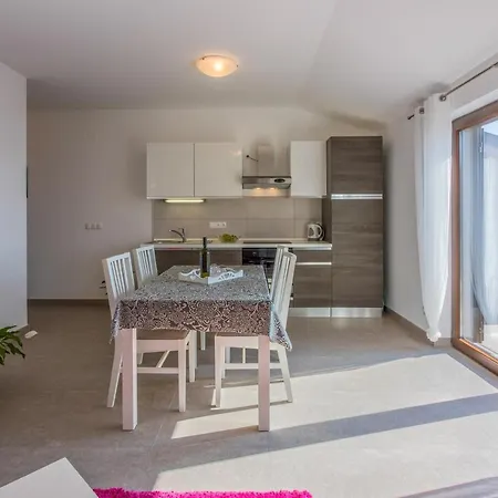 דירה Anton 1 With Panoramic Sea View *