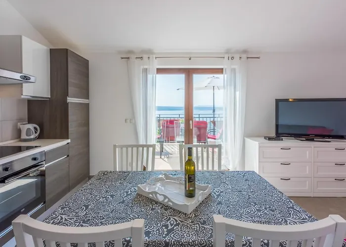Anton 1 With Panoramic Sea View דירה קריקווניצה