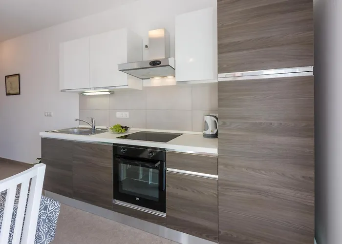 Anton 1 With Panoramic Sea View Apartment *