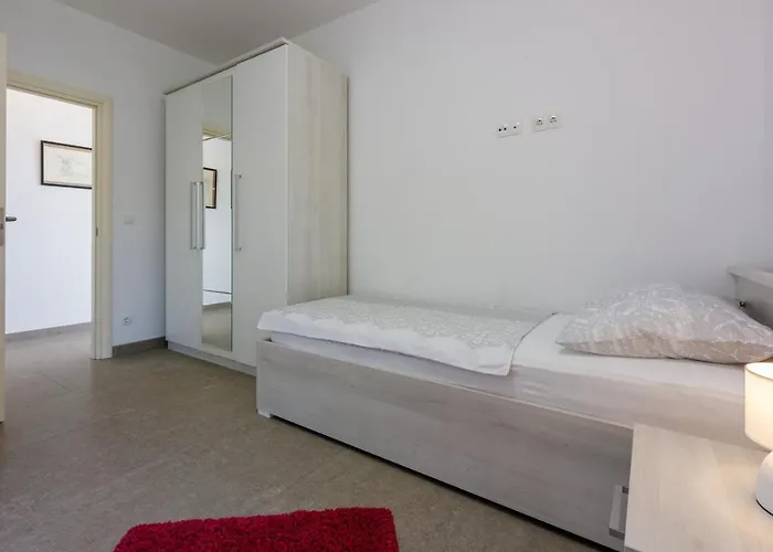 Apartment Anton 1 With Panoramic Sea View