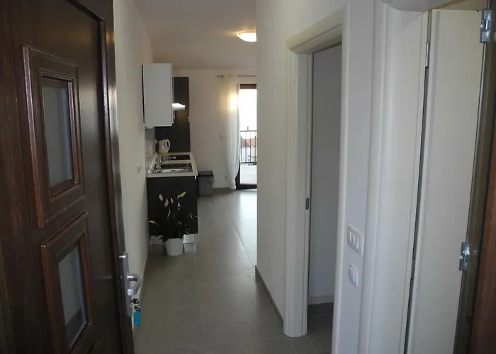 Anton 1 With Panoramic Sea View Apartment